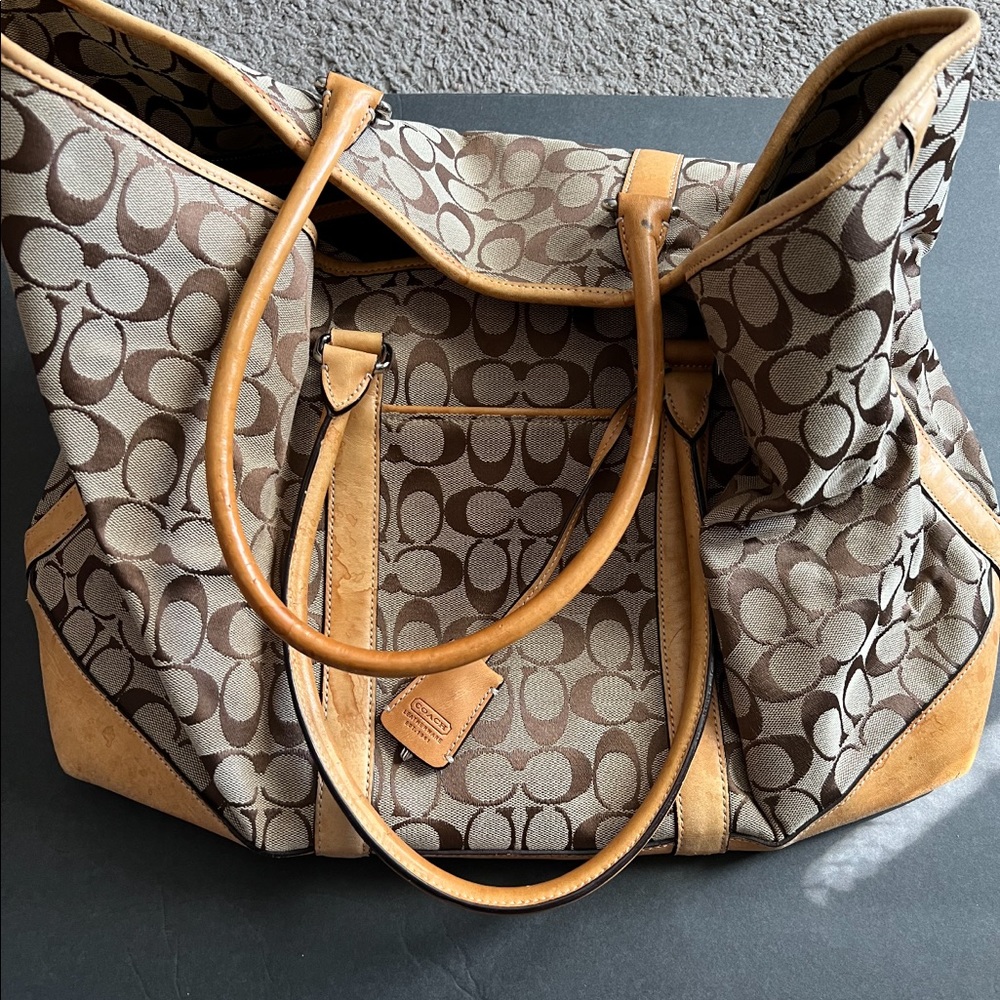 Vintage monogram coach tote bag